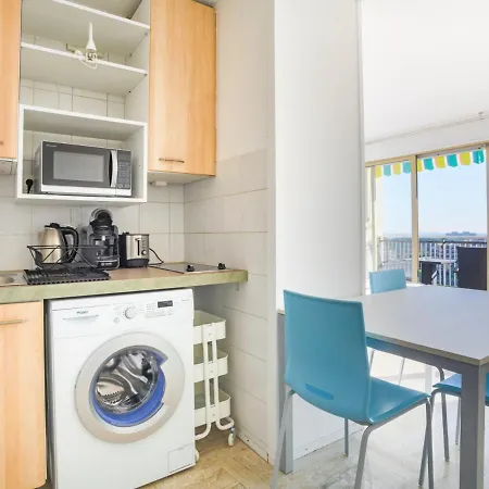 Appartement Mandelieu-La-Napoule, 1 Piece, 4 Personnes - Fr-1-643-67 Apartment Mandelieu-la-Napoule