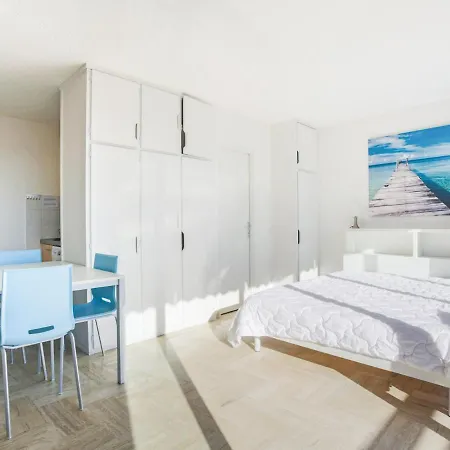 Appartement Mandelieu-La-Napoule, 1 Piece, 4 Personnes - Fr-1-643-67 Apartment Mandelieu-la-Napoule
